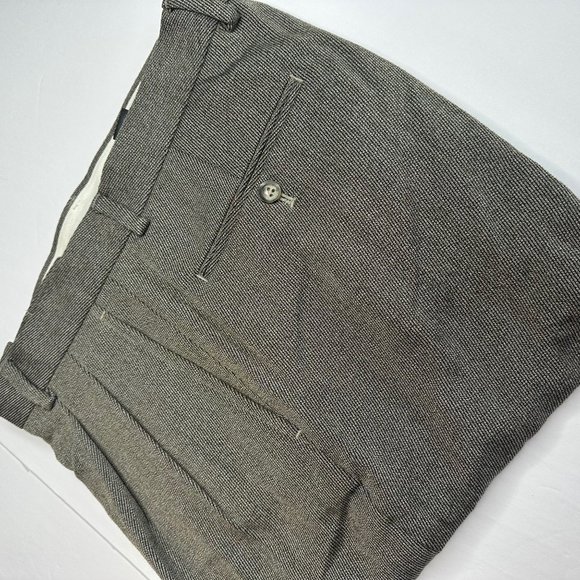 Claiborne. Men’s dress pants. Size 33 x‎ 32 - Picture 6 of 6